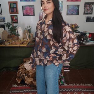 Blusa estampada en tonos azul