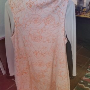 traje pichi de flores